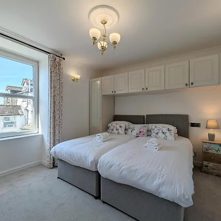 3 Bed In Sz469 Holiday home