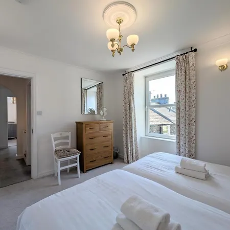 Lejlighed 3 Bed In Oc-sz469 *